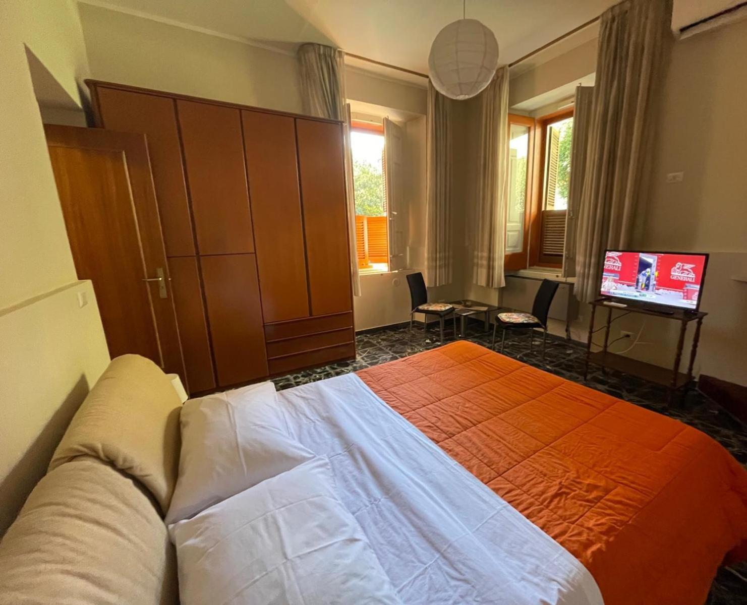 Casa Mia Apartment Siderno Bagian luar foto